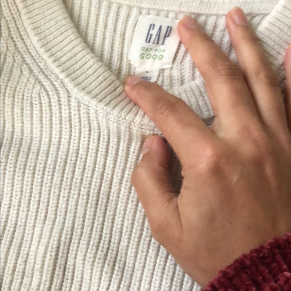 GAP FOR GOOD SWEATER